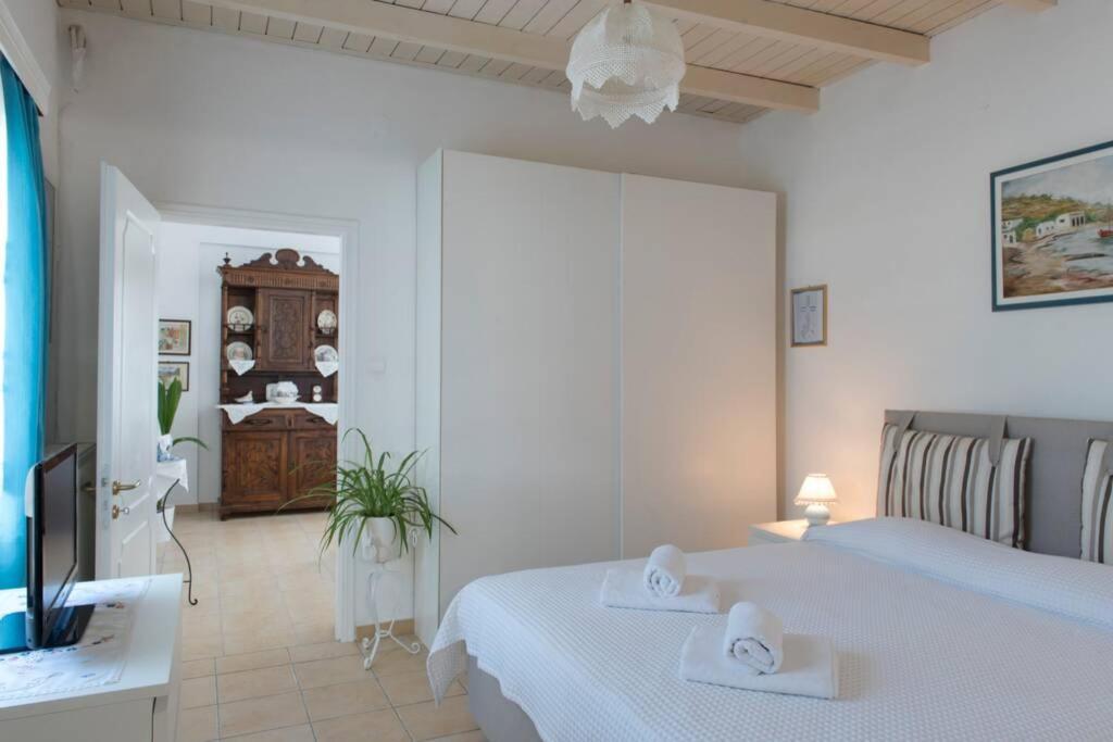 Palmaya Villa, Unique Seafront Experience Vagia  Eksteriør bilde