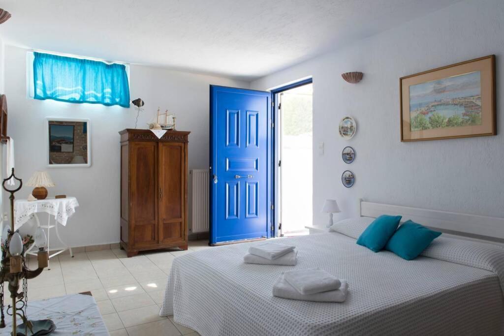 Palmaya Villa, Unique Seafront Experience Vagia  Eksteriør bilde